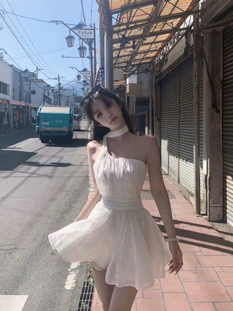Elegant slope white short dress