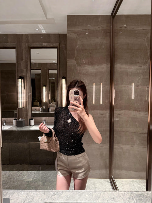 Black diamond slope elegant top