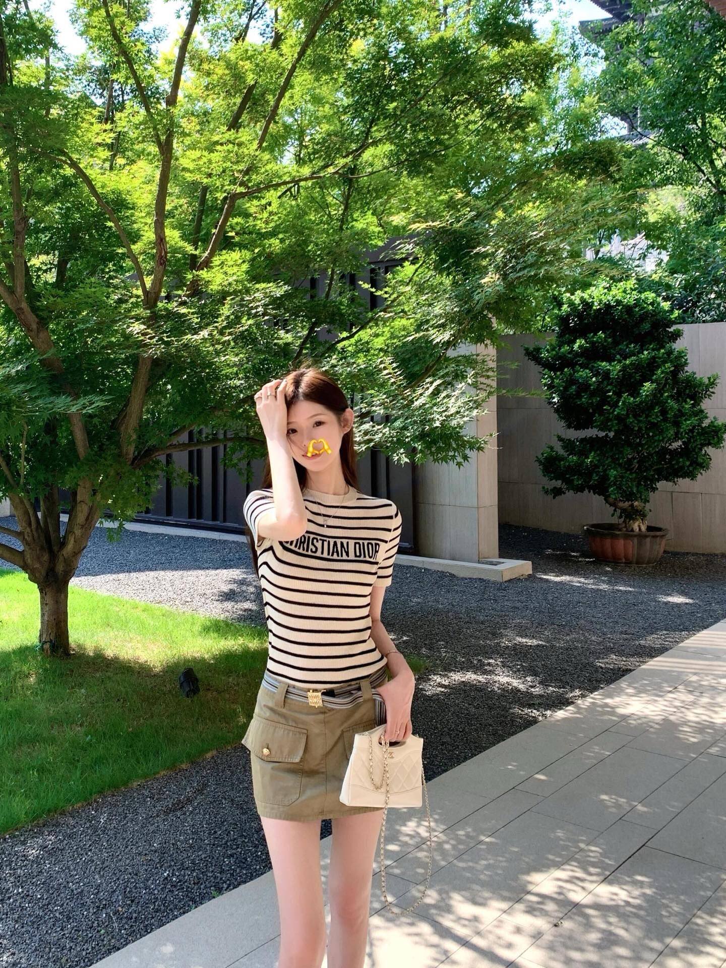 Dior casual knit cardigan top only